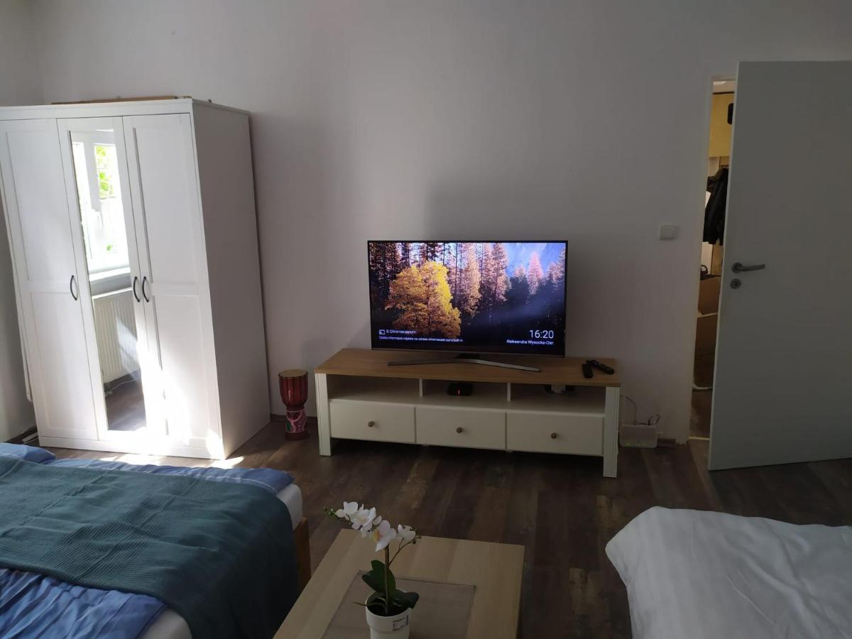 Pisqor Apartment - Self Check-In Pozsony Kültér fotó