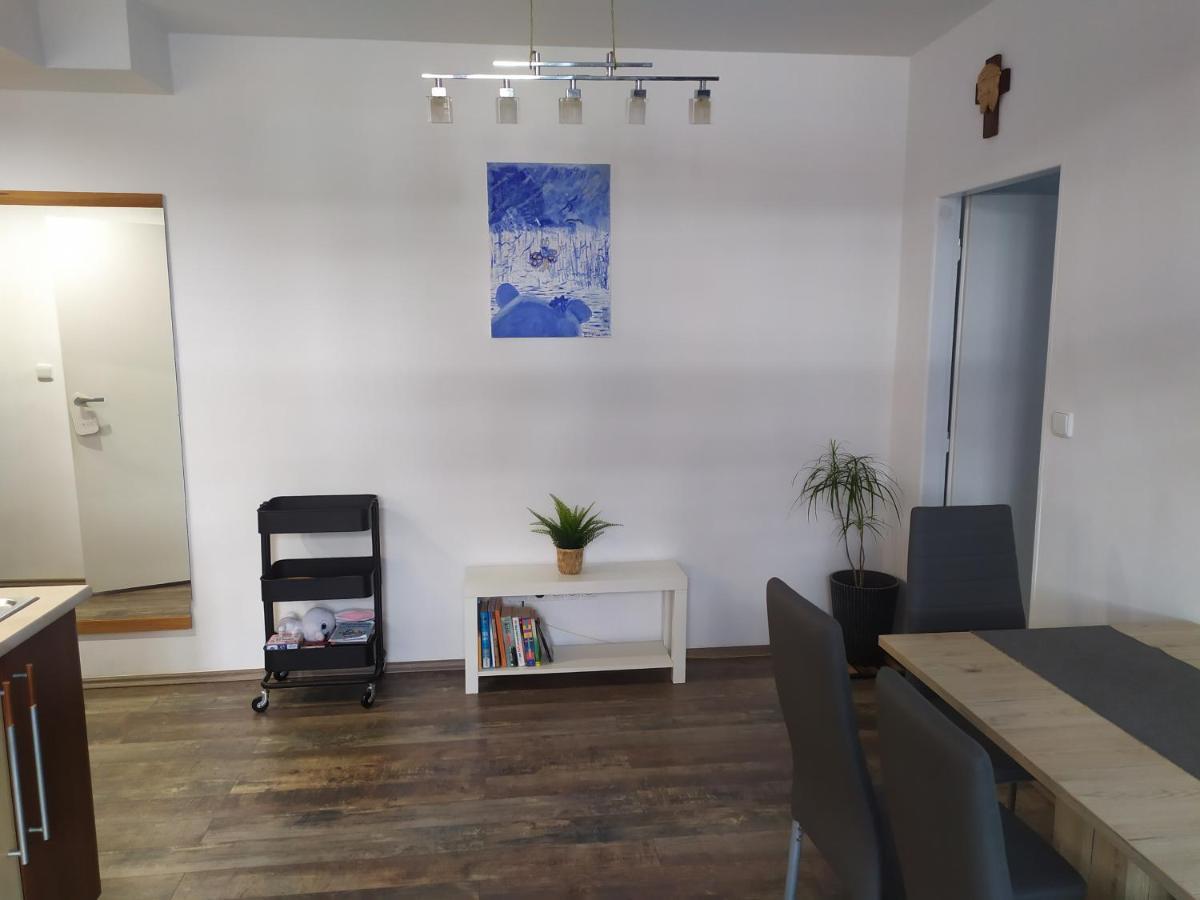 Pisqor Apartment - Self Check-In Pozsony Kültér fotó