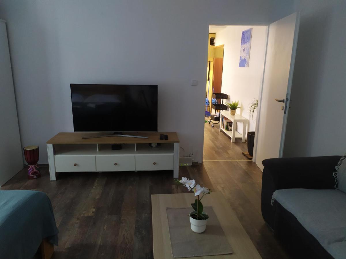 Pisqor Apartment - Self Check-In Pozsony Kültér fotó
